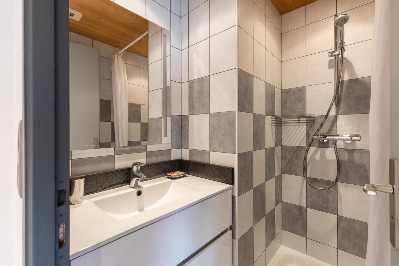 La Duche 101 Apartment เลอกรองด์บอร์นอง ภายนอก รูปภาพ